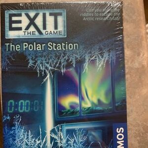 Exit game the polar station